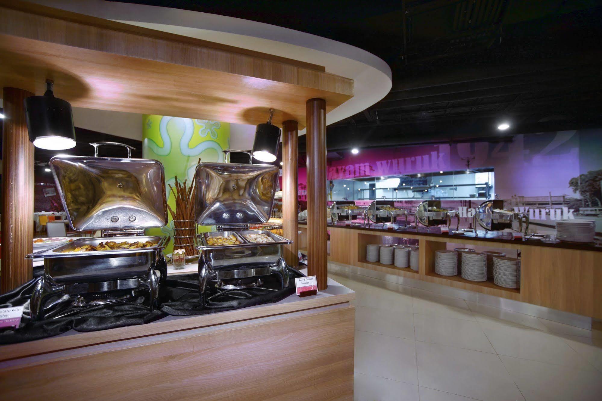 Favehotel Pgc Cililitan Jakarta Extérieur photo